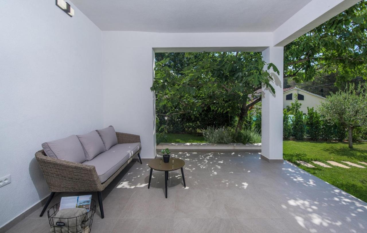 Apartment Vitamare Пореч Экстерьер фото